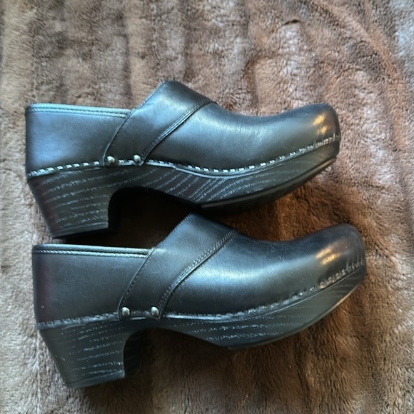 DANSKO Black Leather Clogs Sz EU 38 (US 7.5-8) - Picture 3 of 13